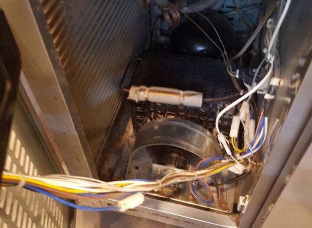 울산우성테이블냉장고수리/삼성.LG.우성.라세르.유니크업소용냉장고수리.고장.AS